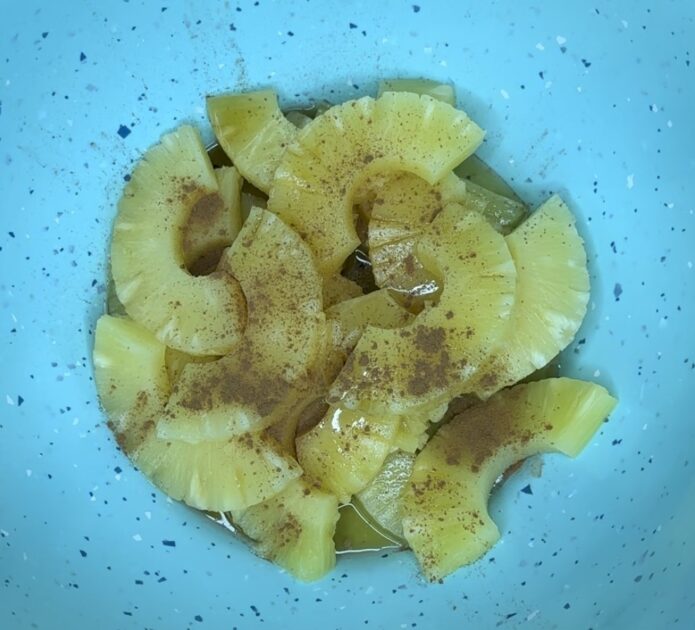 Pineapple with maple syrup and cinnamon